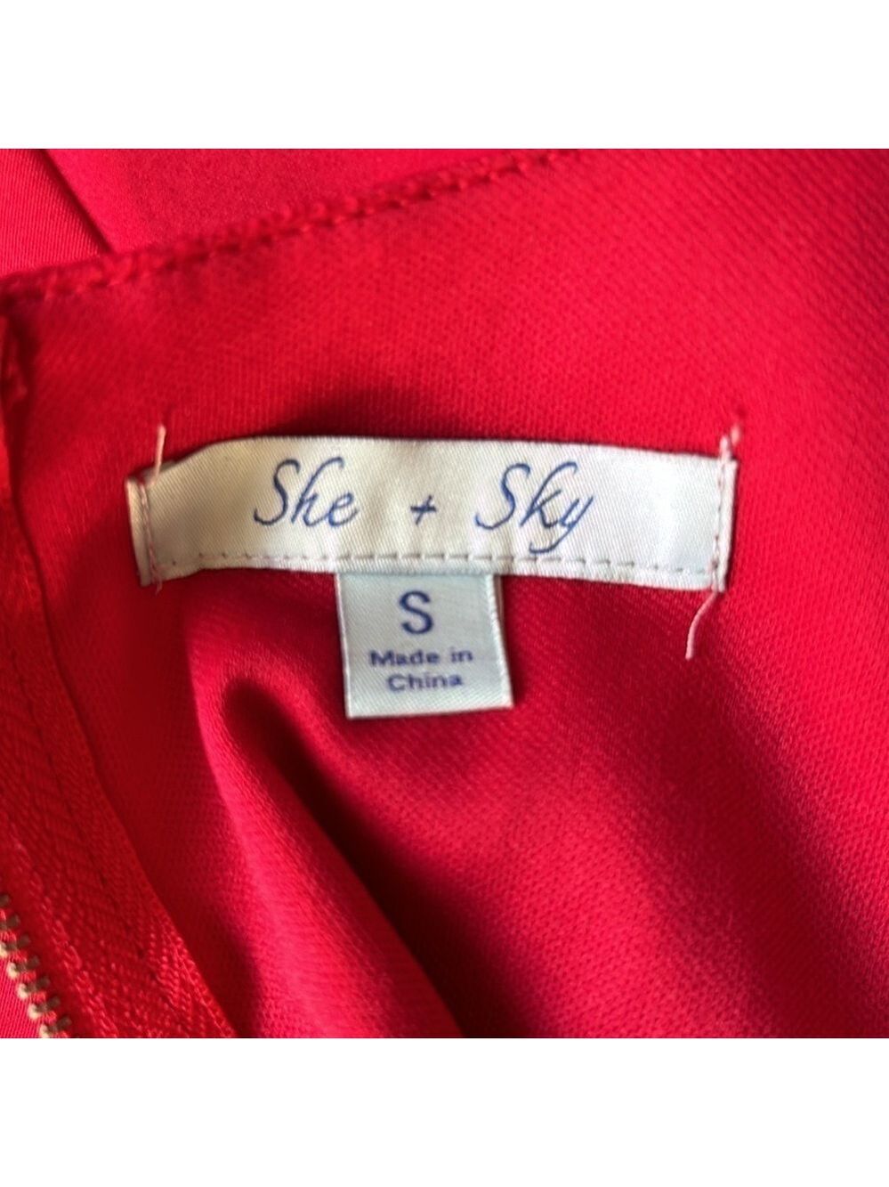 She and Sky red laser cut sleeveless mini size S - Picture 9 of 10